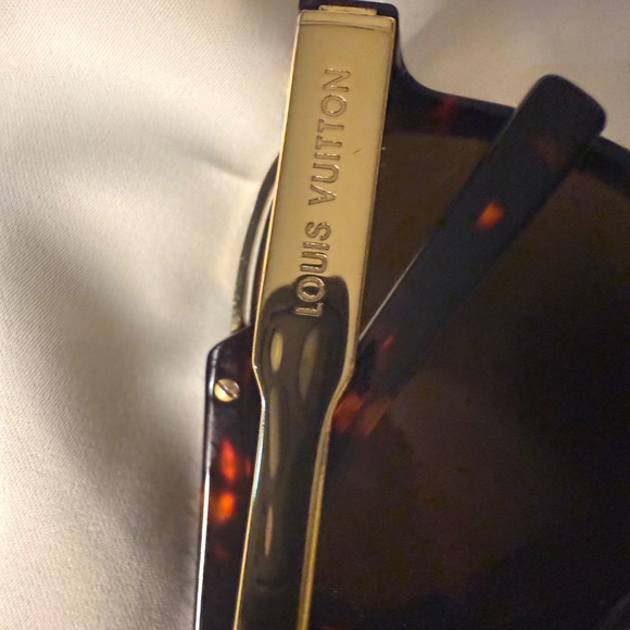 Louis Vuitton Brown Sunglasses - Picture 8 of 12